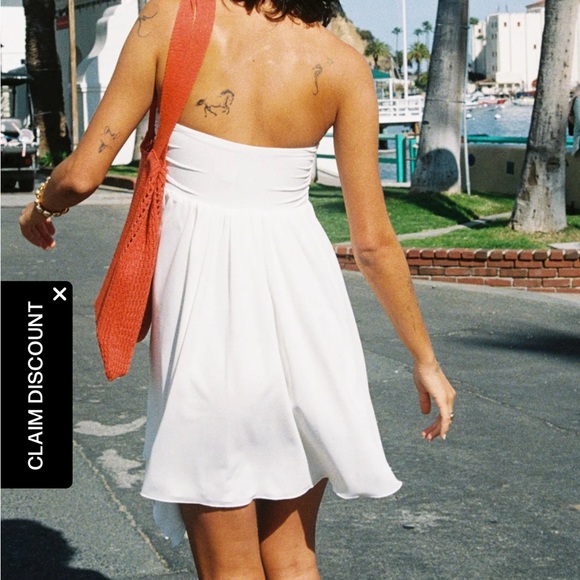 Princess Polly Rossly White Halter Neck Flower Dress - Picture 3 of 7